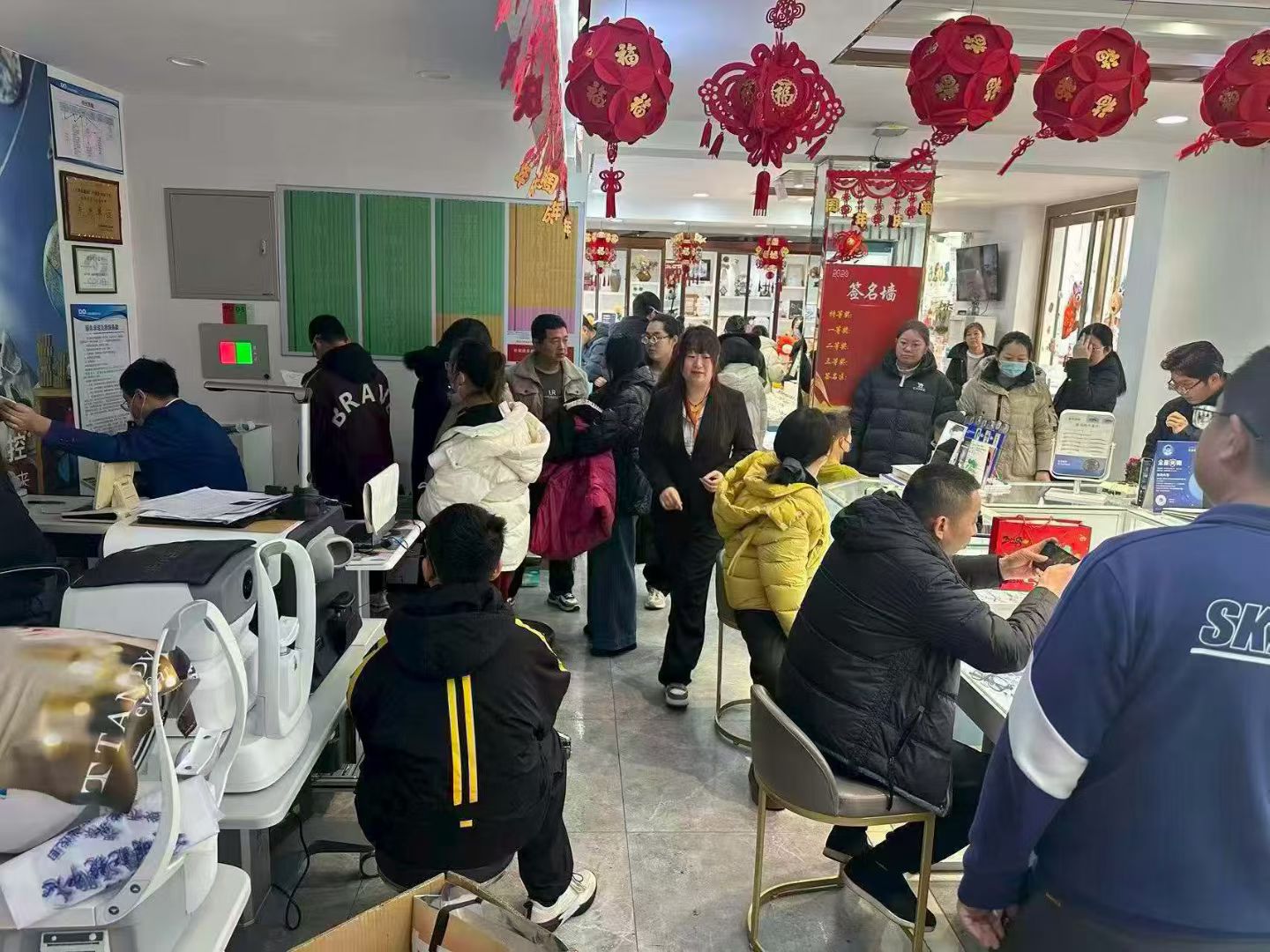 ��ͯ��������д�����ʦ�����뺢��������ƽ���ֳ���������ǣ������ɼ���������������